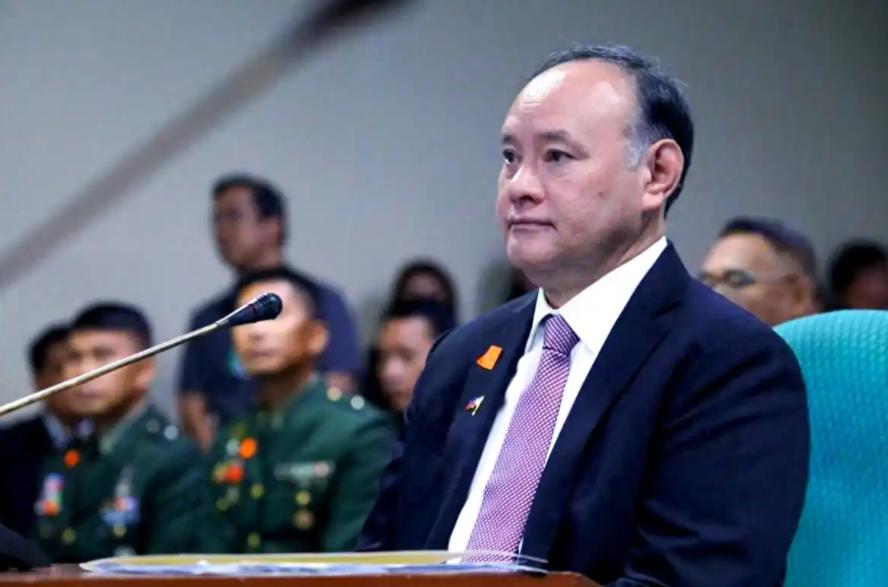 能被中国官方点名怒斥“跳梁小丑”，还被全家全链条拉黑制裁的外国政客，全球寥寥无几