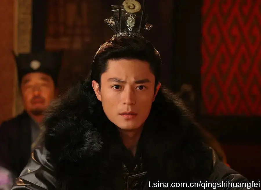 倾世皇妃里你更喜欢严屹宽还是霍建华 