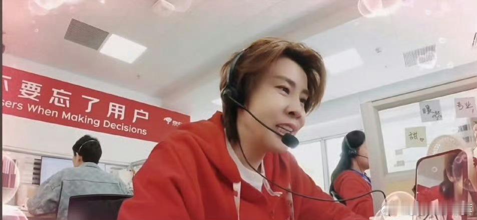 王濛三分钟学会弹吉他天赋这一块还得看王濛，不管做什么都得心应手，三分钟顺利学会弹