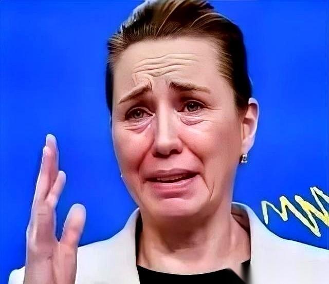 我跟你讲个事儿，扎心得很。
有块地儿叫格陵兰，脚底下踩着全球15%的稀土，就是做