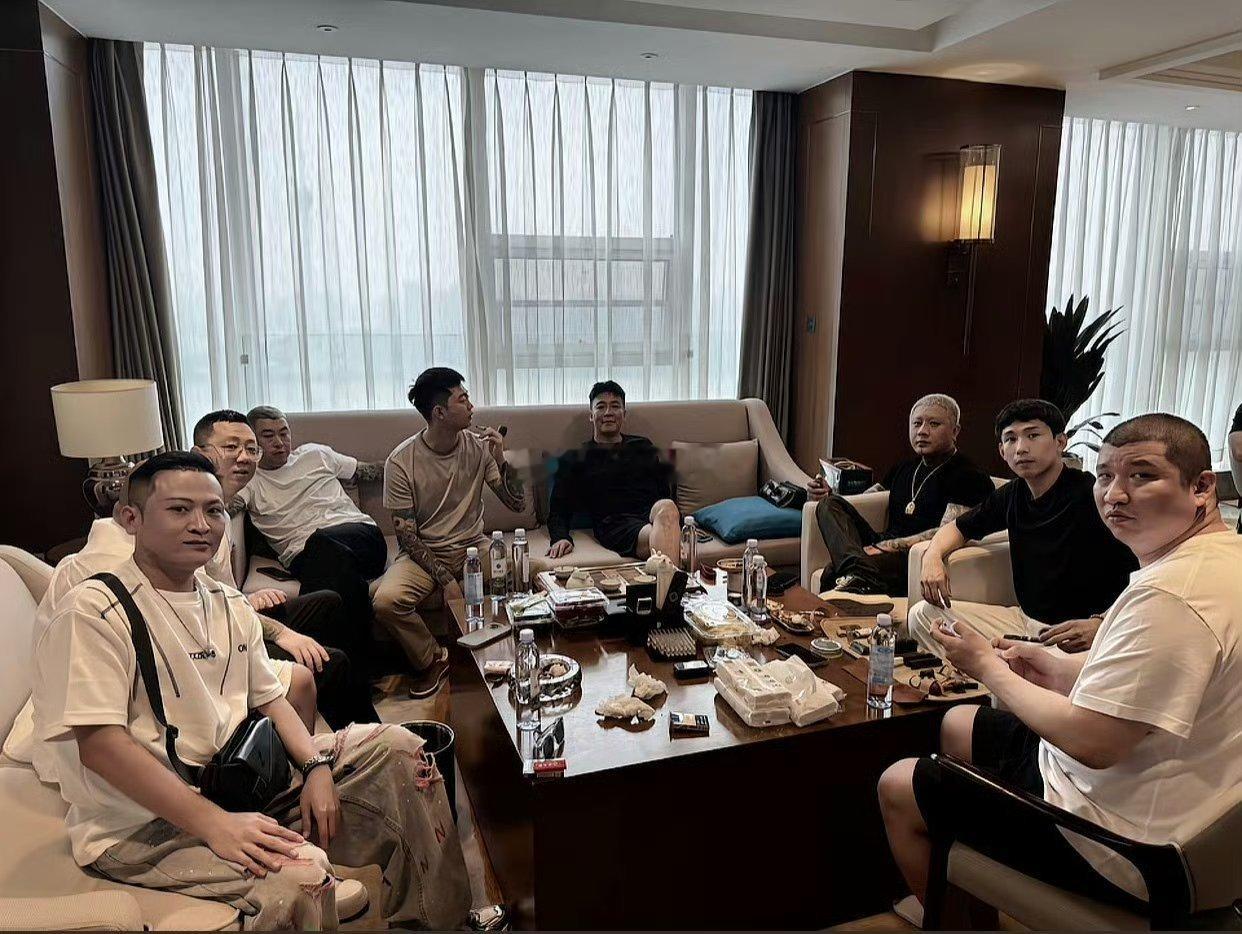 日常碎片巴扎黑离婚 二驴、方丈、巴扎黑、天佑、王小源、刘一手、阿厦、二子爷齐聚！