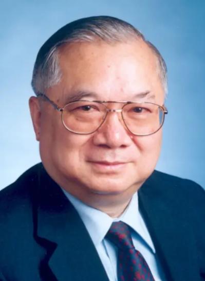 90年代，香港富商胡应湘花30亿承建了虎门大桥，他豪言：等收回成本后，我就把这座