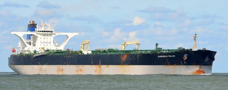 深夜一通电话，委内瑞拉军舰护航油轮突破美国海上封锁！

美国舰队包围委内瑞拉，特