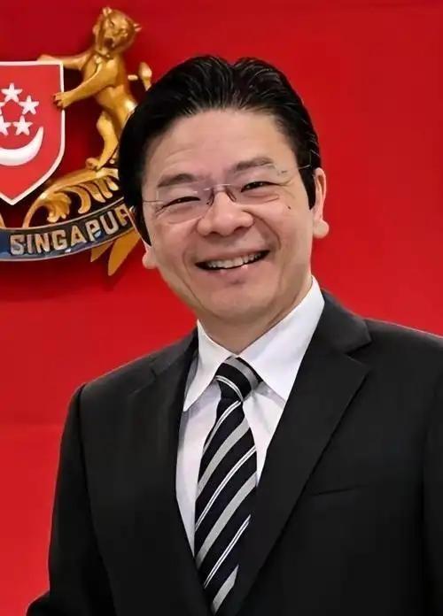 新加坡总理黄循财正式宣布，9月8日，黄循财在国会上正式宣布：将正式调整政治职务人