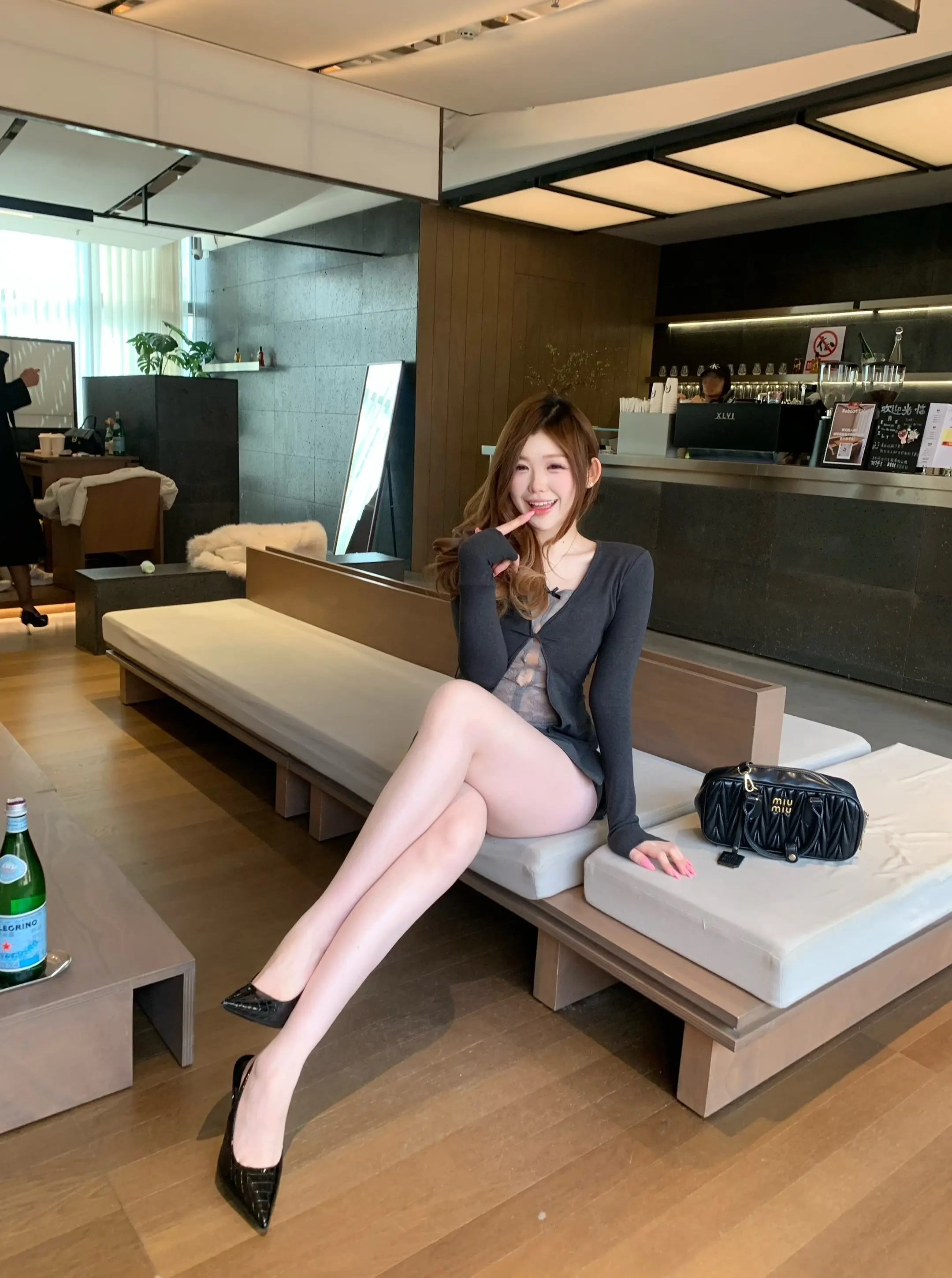 只要让我不高兴 立马甩脸 我没有装高兴的义务 你也没有让我装高兴的筹码