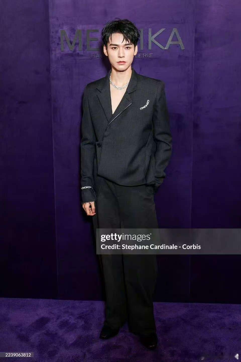 g社生图龚俊G社拍的龚俊看秀生图g社生图龚俊，爱了，[爱你][爱你] ​​​