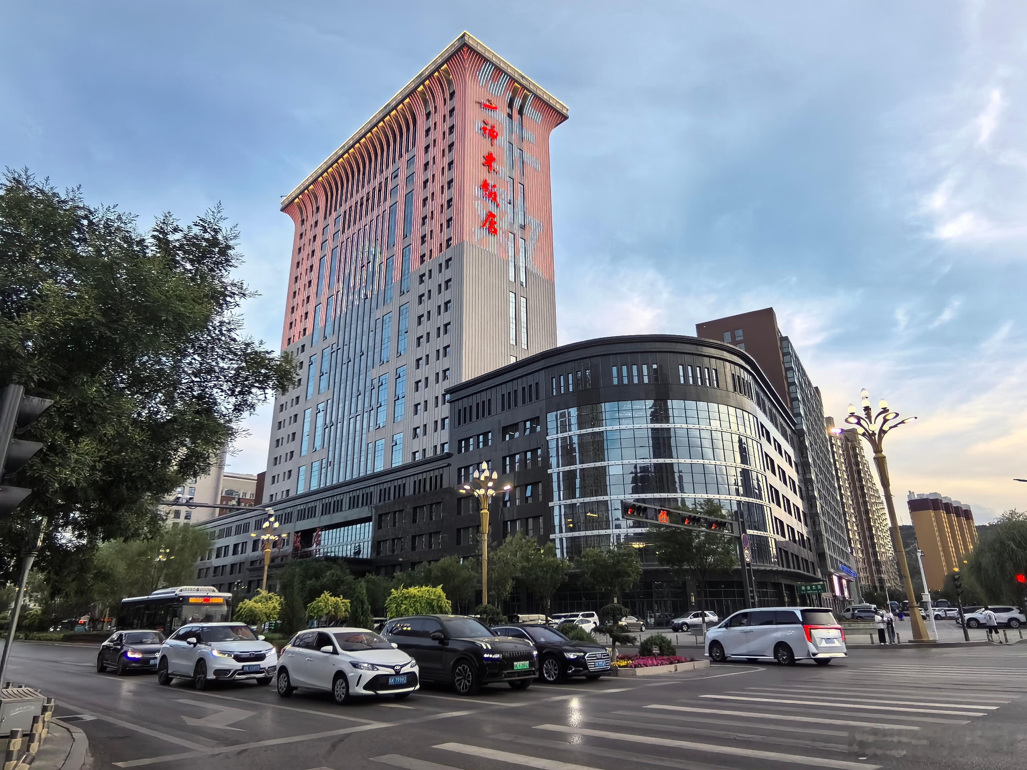 #行走三秦大地#，有一个地方必须要说。陕西神木市，一处有着悠久历史底蕴、独特自然