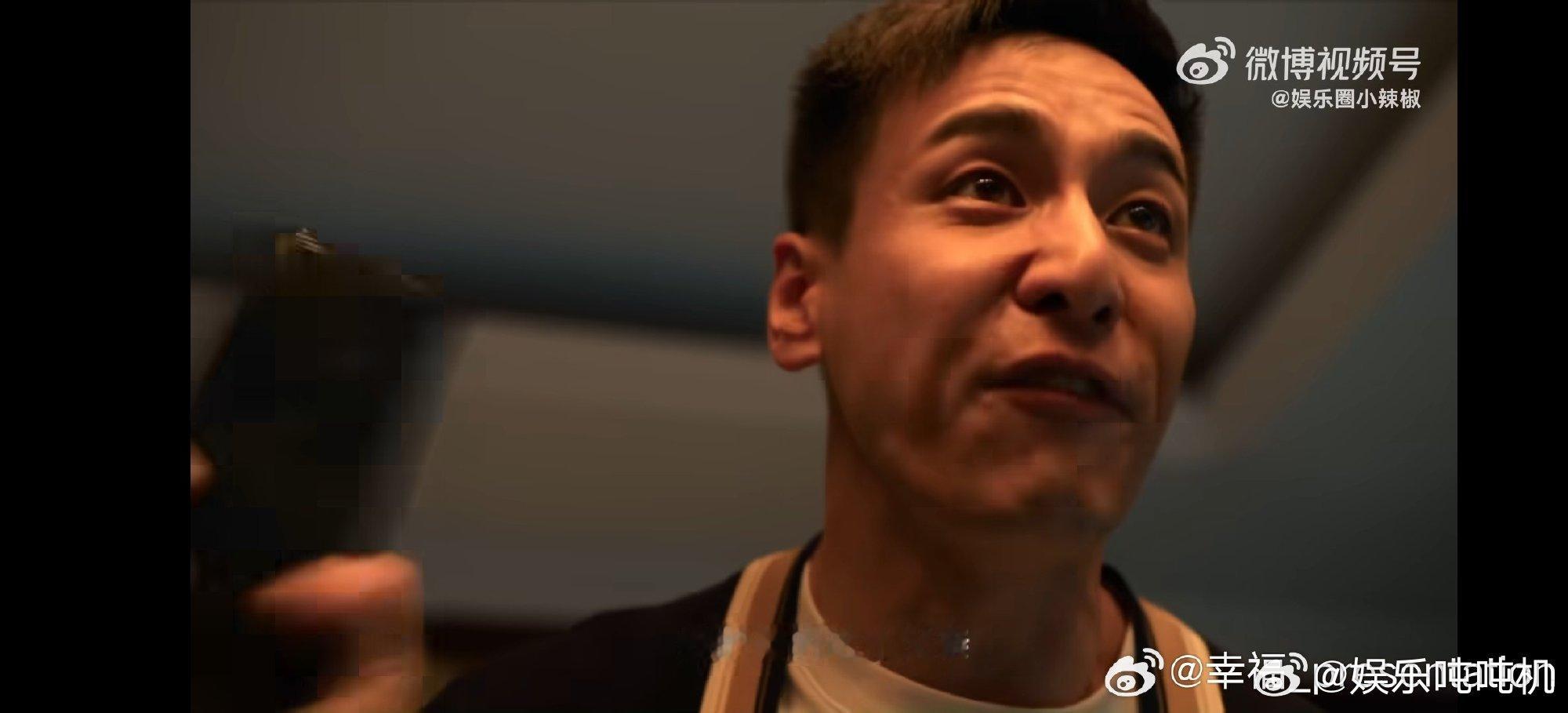 背锅女婿硬刚恶魔岳父电视剧人之初 看着徐志阳气场全开，连眼睛里都有光了。他不再是