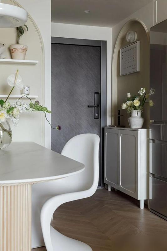 谁懂啊！童年的老房子居然能变成这么暖的婚房！北京西城那间80㎡家属院旧居，姑娘从