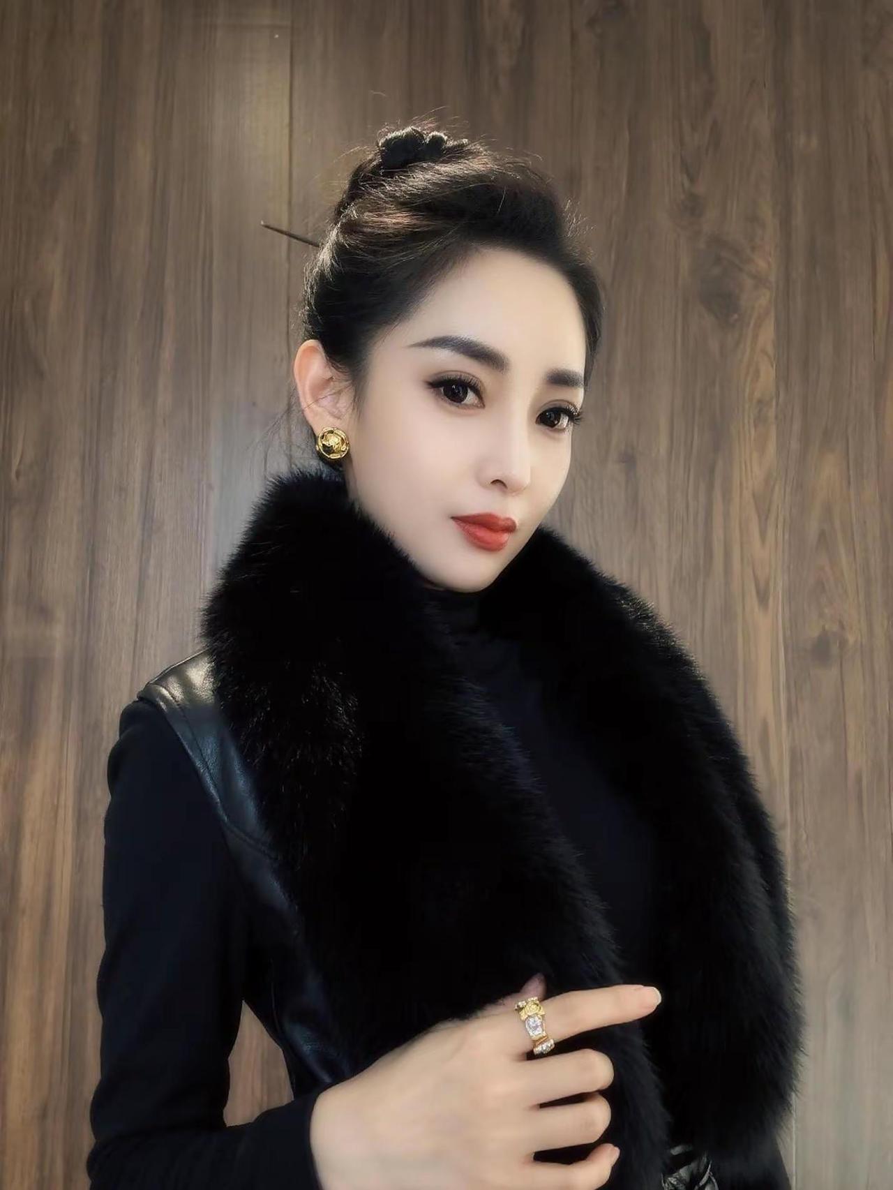 余生很贵，请别浪费，往事不回头，往后不将就，加油↖(^ω^)↗