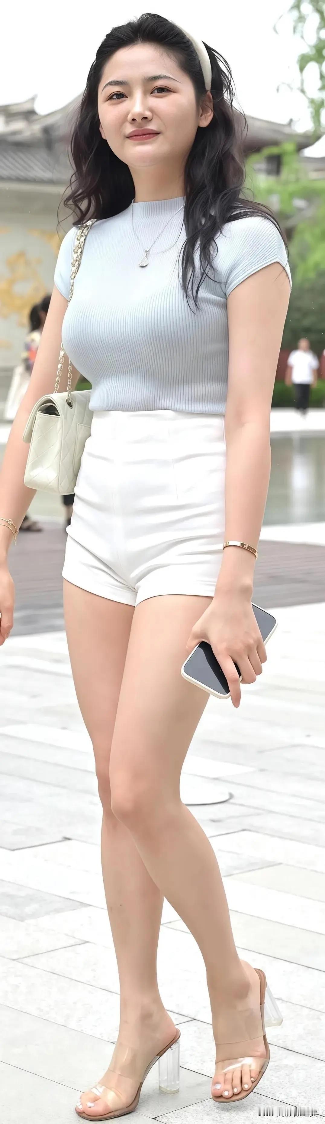 端庄优雅知性气质