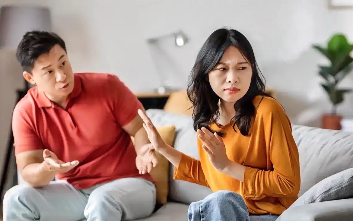 "夫妻因为老人闹矛盾，到底该怪谁？"

我先给你们讲个真人真事，夫妻俩各有各的说