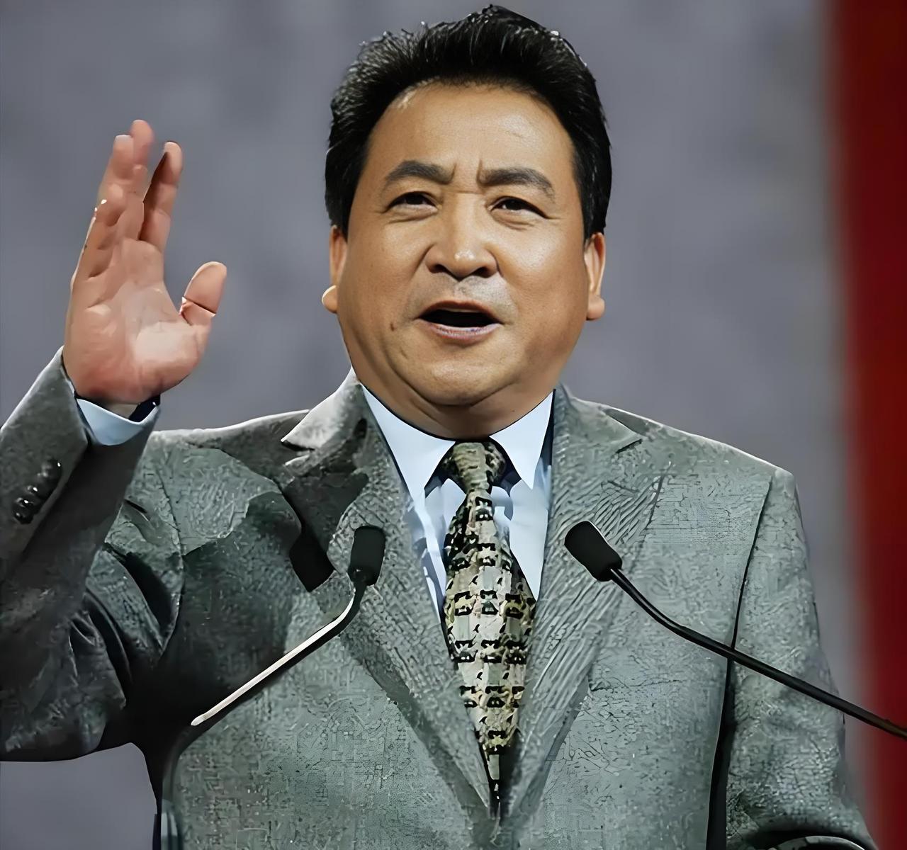 曲协双雄翻车事件：姜昆冯巩
为何双双“失声”？
……当艺术家开始害怕观众的镜头，