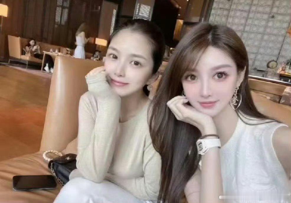 #王灿回忆与叶珂相识经过#我感觉王灿好看，脸好自然，是杜淳需要报班[允悲] ​​