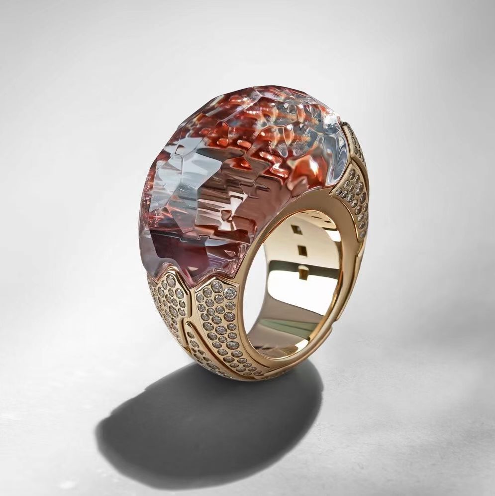 【珠宝首饰】意大利珠宝商「Vhernier」近日与美国当代艺术家佩·怀特 ( P