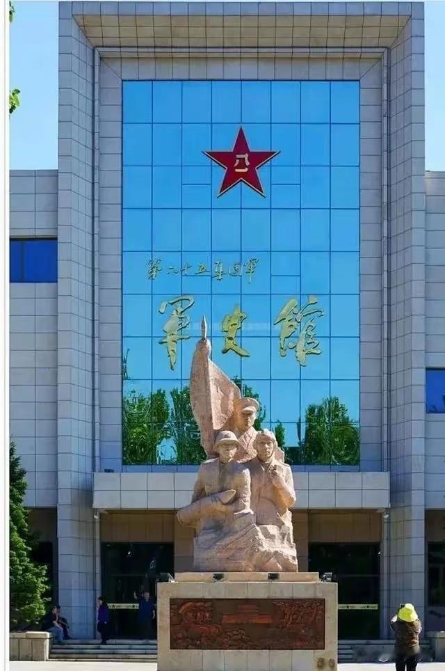 我在张家口原65集团军宣传处工作的时候，我们老处长董其高还喜欢说的一句话是：“脑