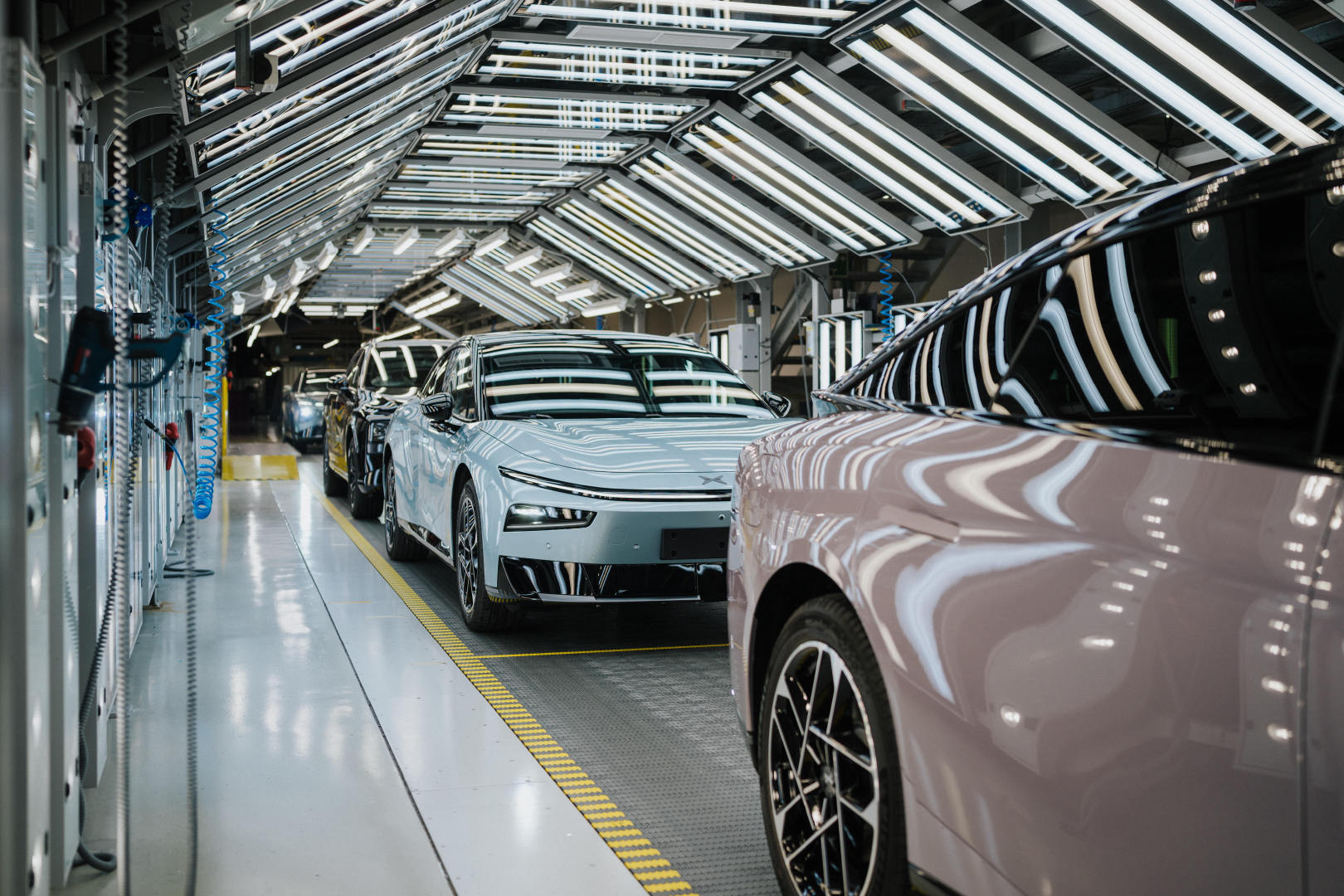 实测认证！这款自带空间魔法的新款轿跑，直接开启智能座舱无感交互时代，这波全新座舱