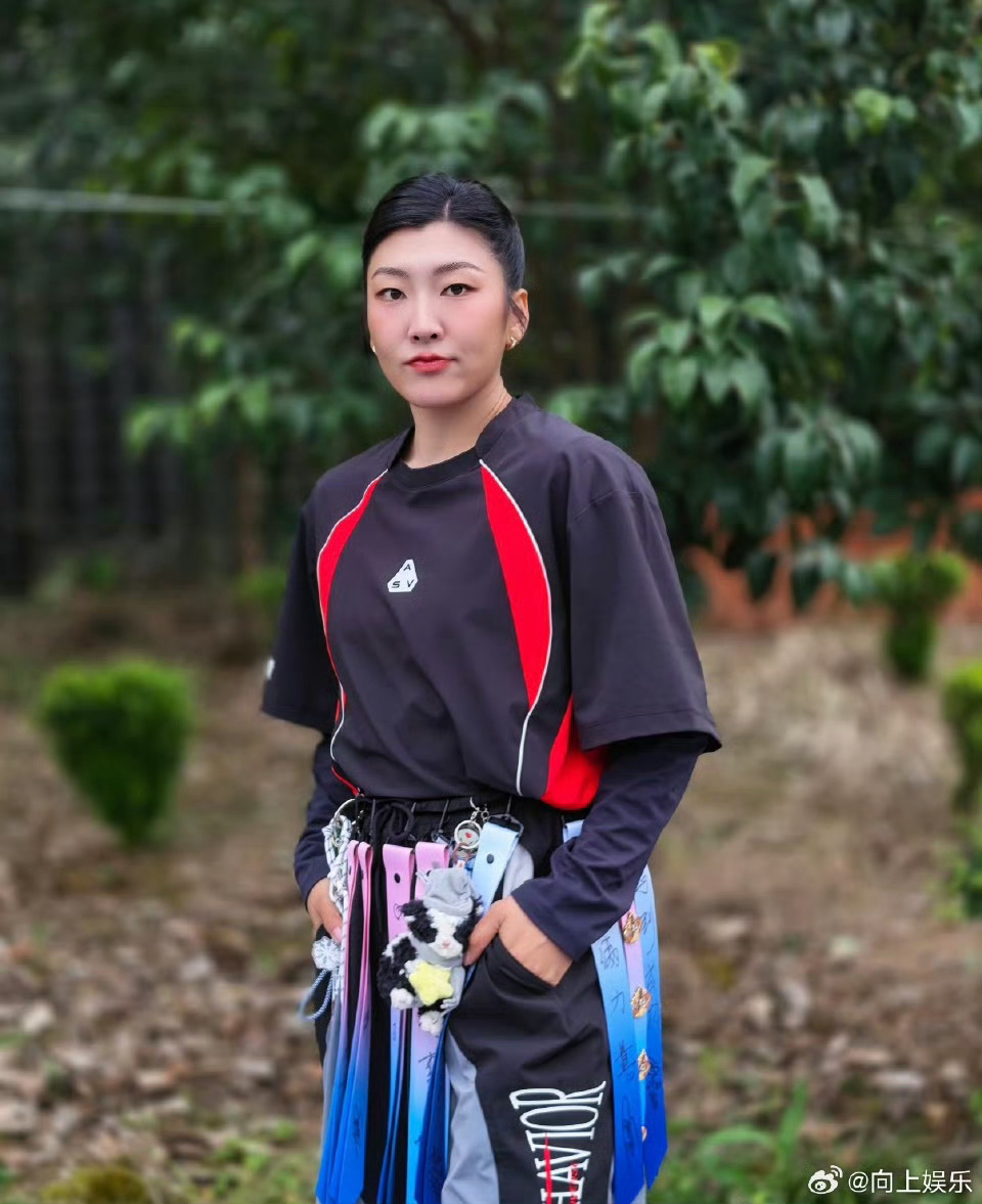 徐梦桃大型饭撒现场徐梦桃饭撒都不白来 被徐梦桃的真诚狠狠打动！饭撒现场毫无架子，