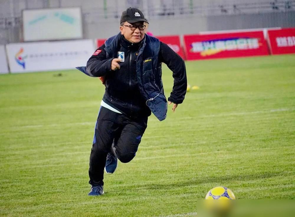 挨最毒的打，拿最硬的分，这届U23国奥算是把“苟”字诀练到了大圆满。

全场被对