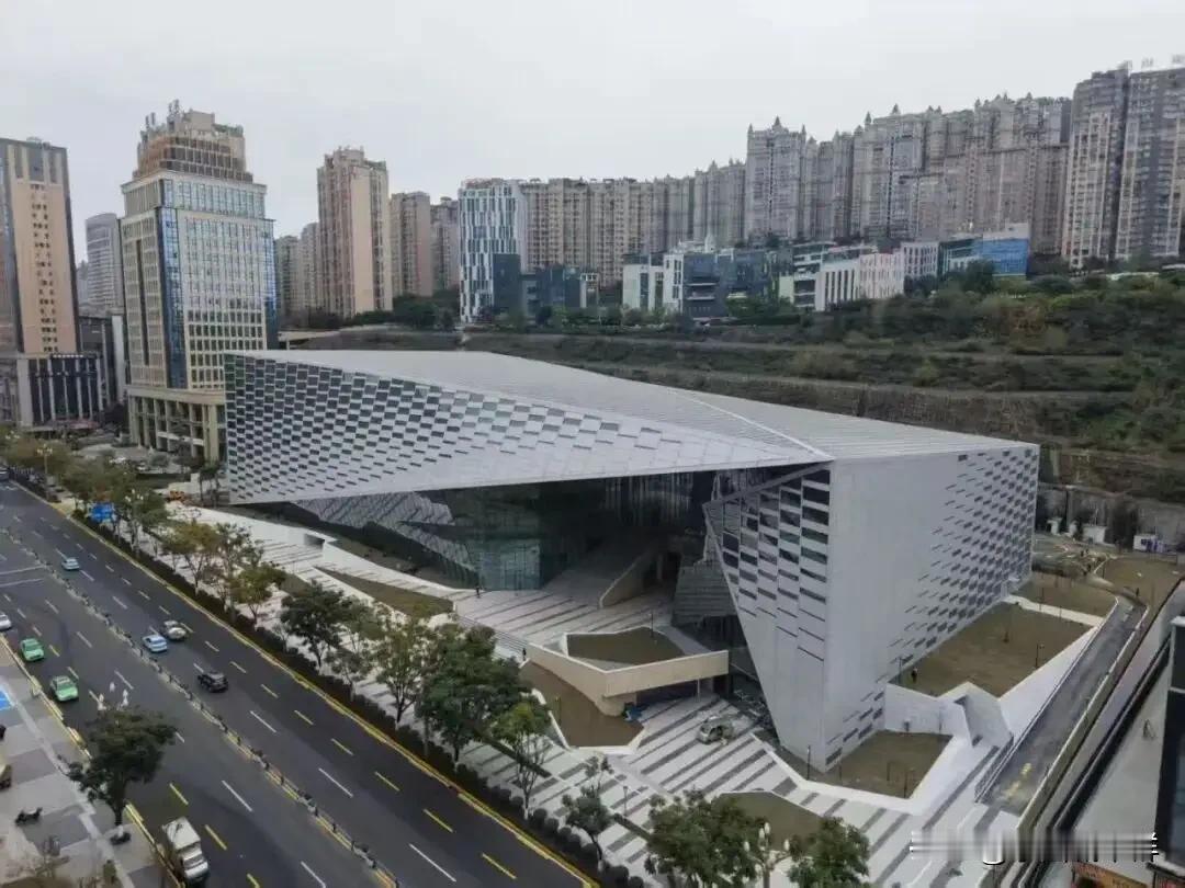 大剧院太棒了！
直接让攀枝花市民家门口感受到世界顶级艺术盛宴！价格还很亲民，基本