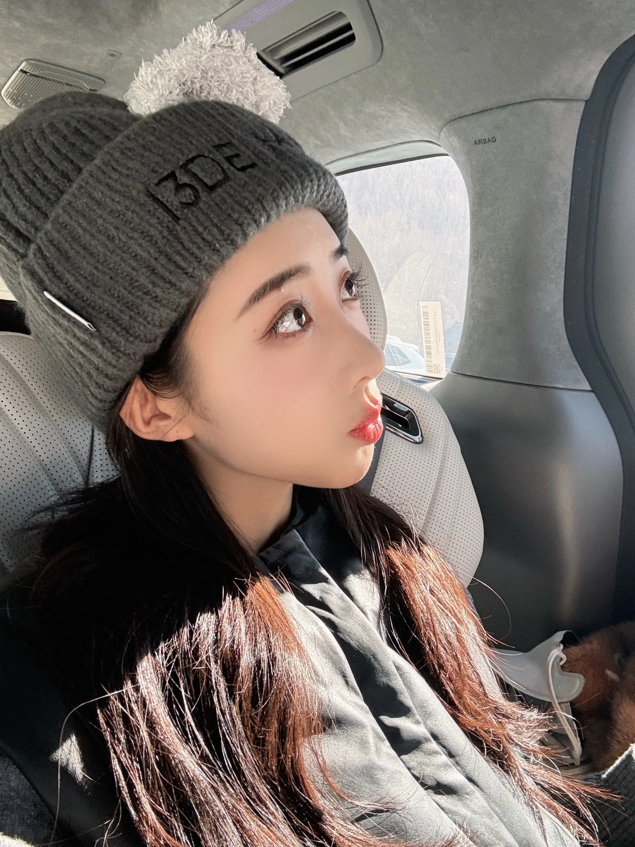 像转瞬即逝的烟花 只停在绽放一刹那