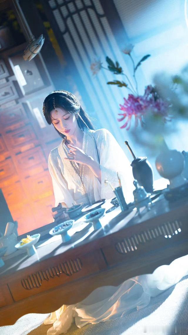 ꕤ·   悦凯娱乐  ✘  孟子义  ·ꕤ          百花杀 饰 沈汐和