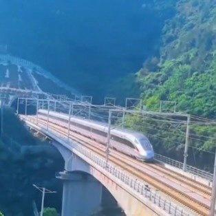 长沙至西安高铁新通道开通 西安·华严寺
