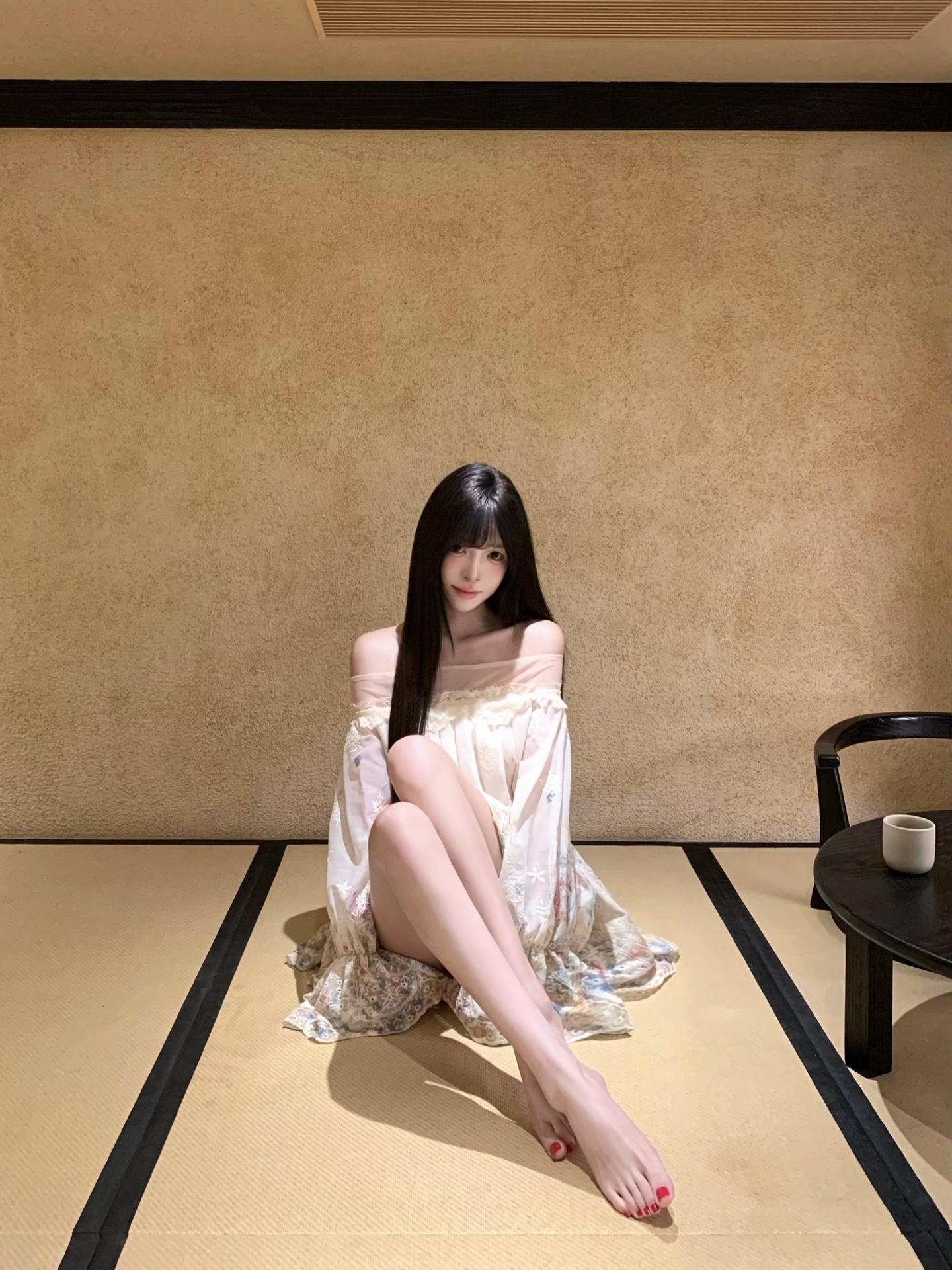 你睡了吗 我翻聊天记录又翻到你说我很可爱了