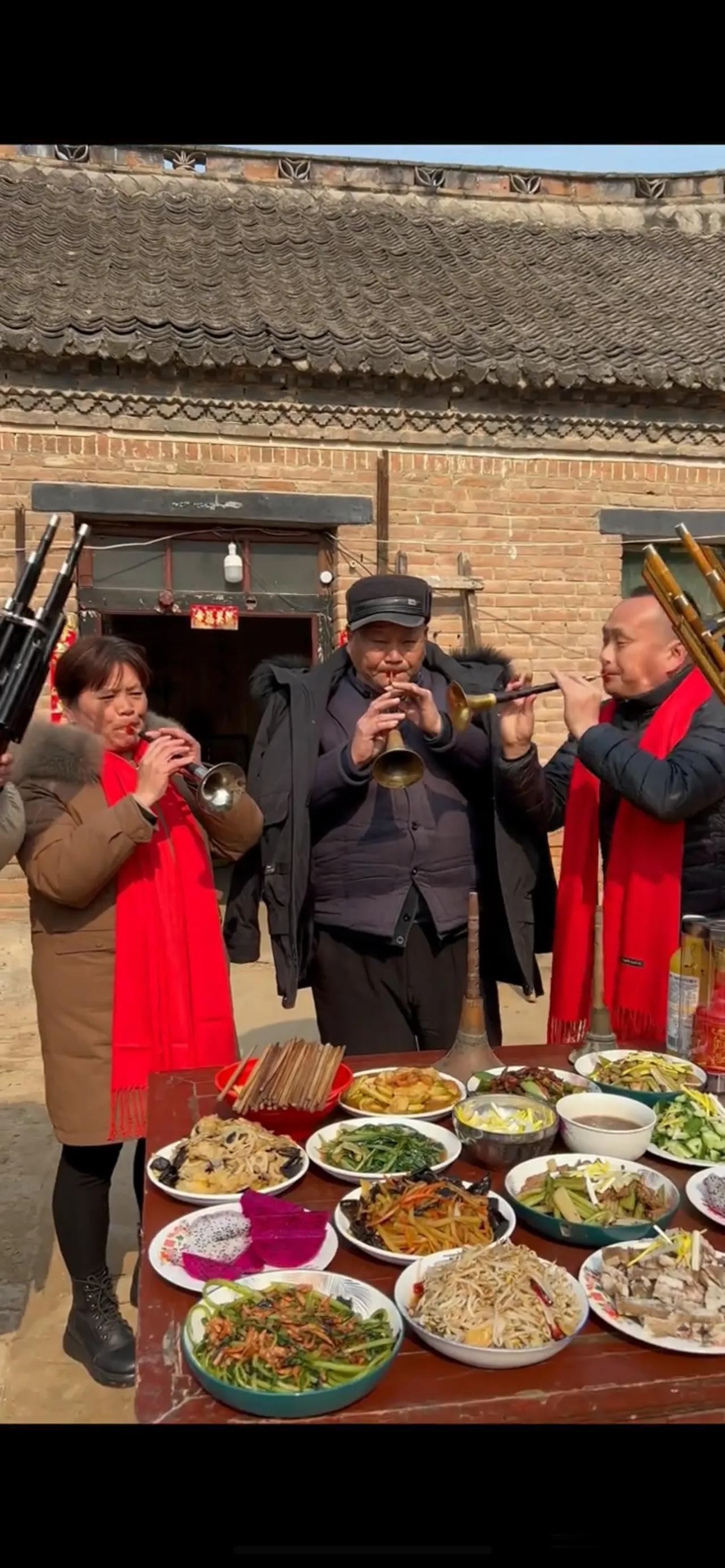 乐器中谁最霸气？以前的网友可能还有争论，现在的网友一致认为——民乐唢呐最霸气！有