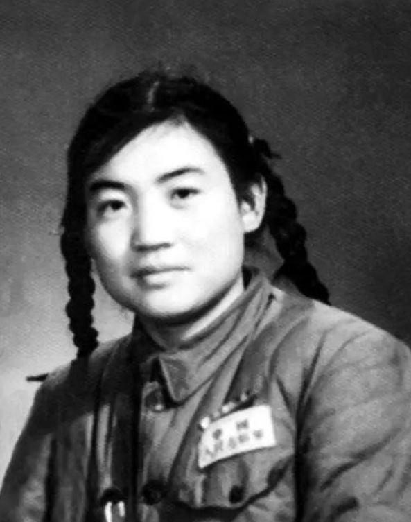 1994年，“英雄儿女”解秀梅脑梗住院，欠了医院30000元治疗费，医院刚下达停