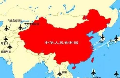 一个工业产值全球第一、产业链遍布世界每个角落的超级大国，凭什么被弹丸小国三天两头