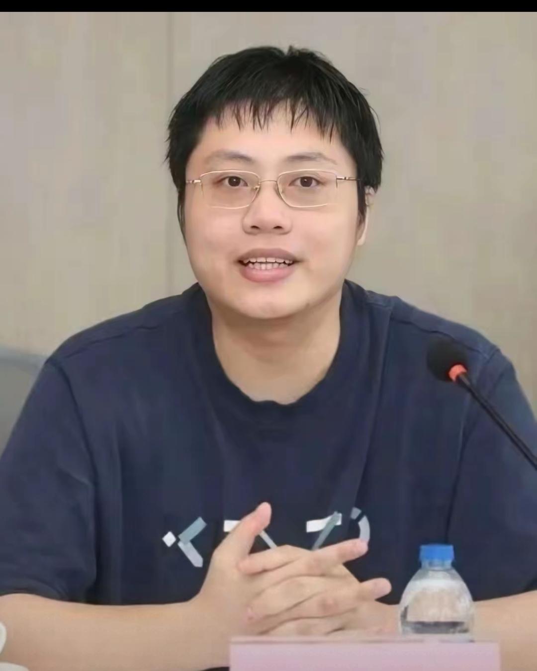 越梳理越让人难以接受，叠纸多次触碰民族情感底线这件事，根本不是简单的工作人员疏忽