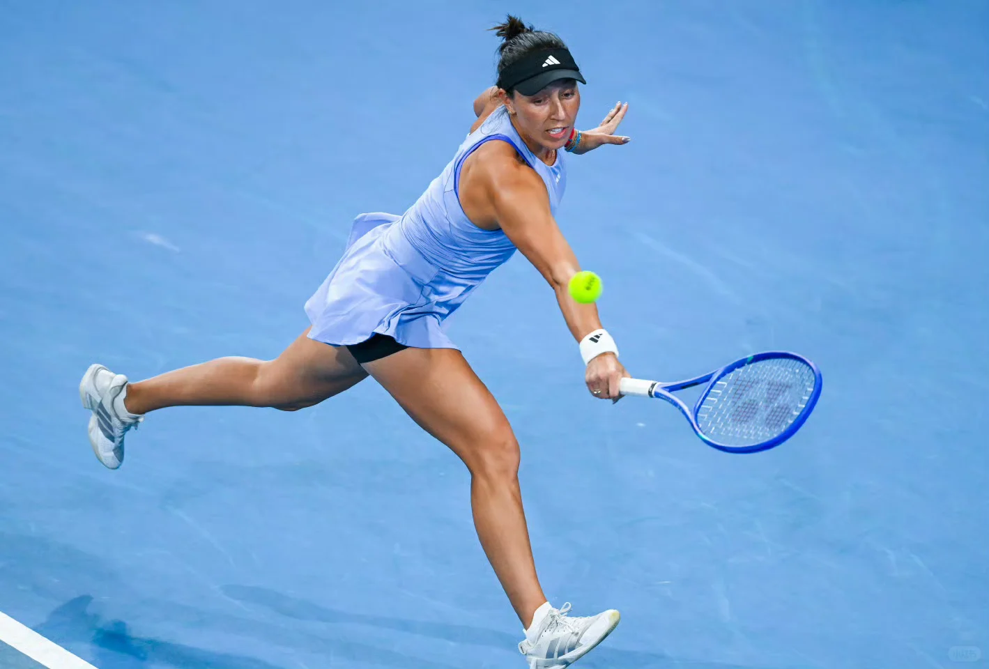 WTA两站决赛三位女球员用EZONE​