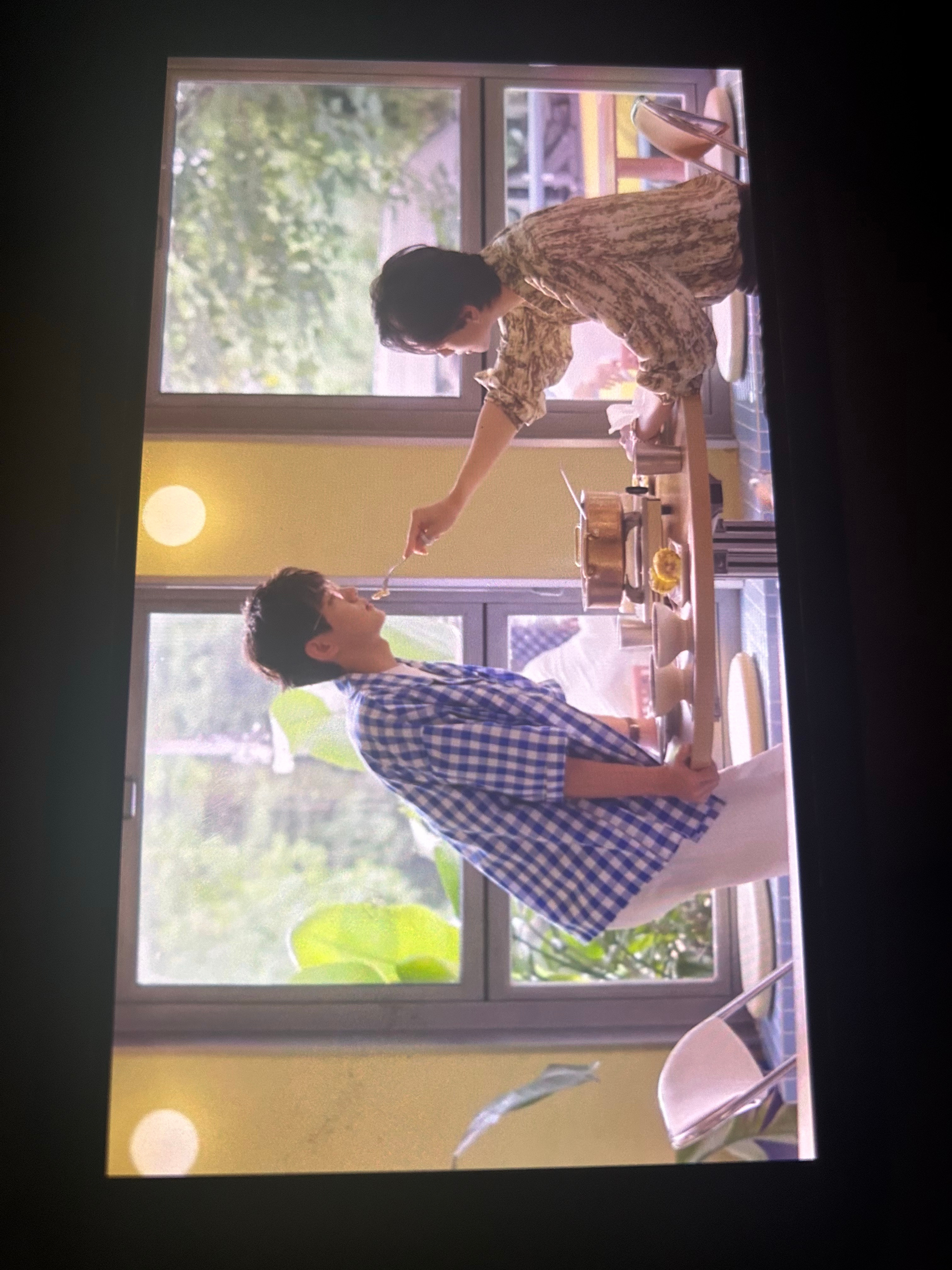 展丞  💚🩷展丞 爱的距离是31公里“晚霞洒遍鲜花，都不如你这朵玫瑰惹人喜爱