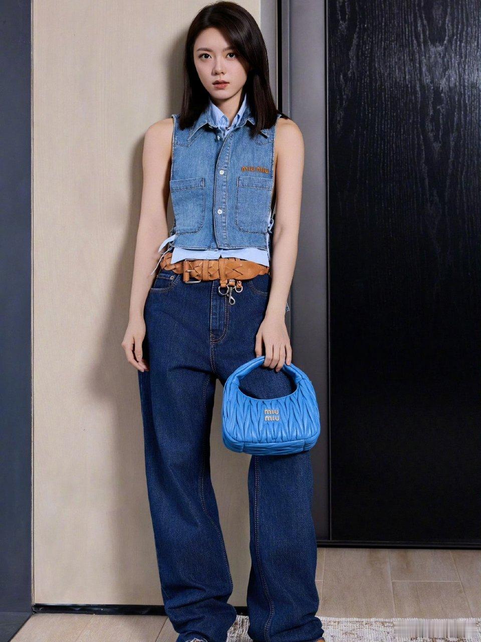 赵今麦、刘浩存、李庚希三位代言人为miumiu手袋拍摄的最新宣传片，你们最喜欢谁