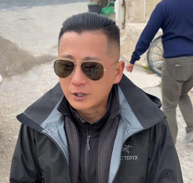 曝知名网红徐州大表哥塌房！用爱国人设赚钱，花6百万移民法国
 
互联网上最大的黑