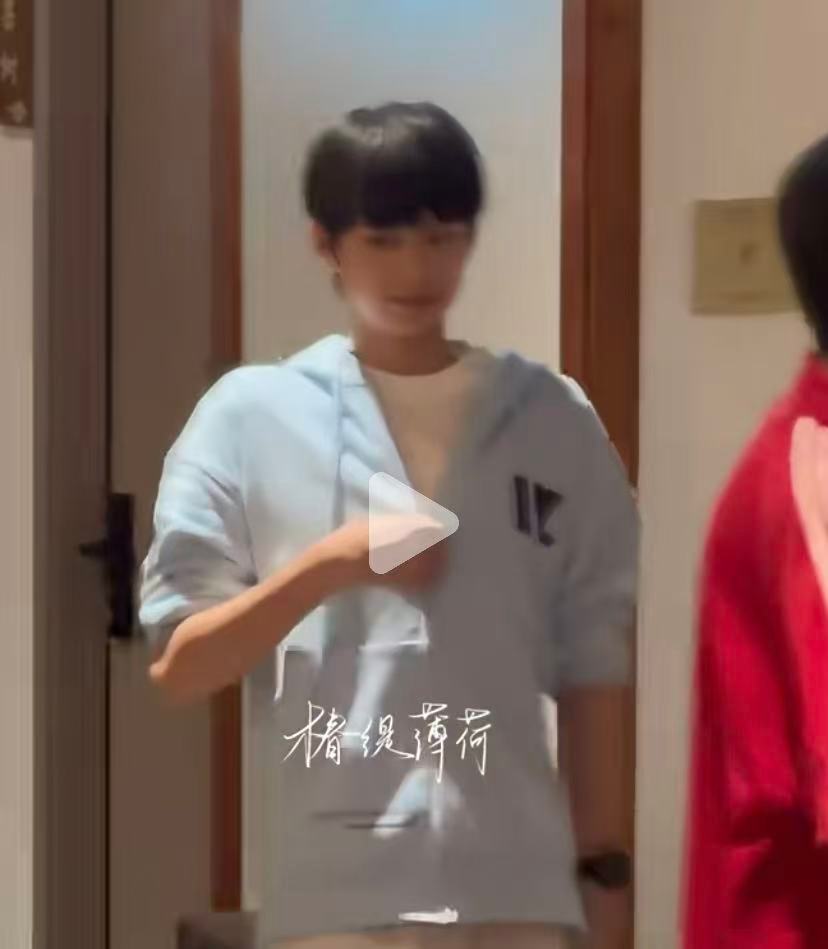 双开门哥哥你谁 