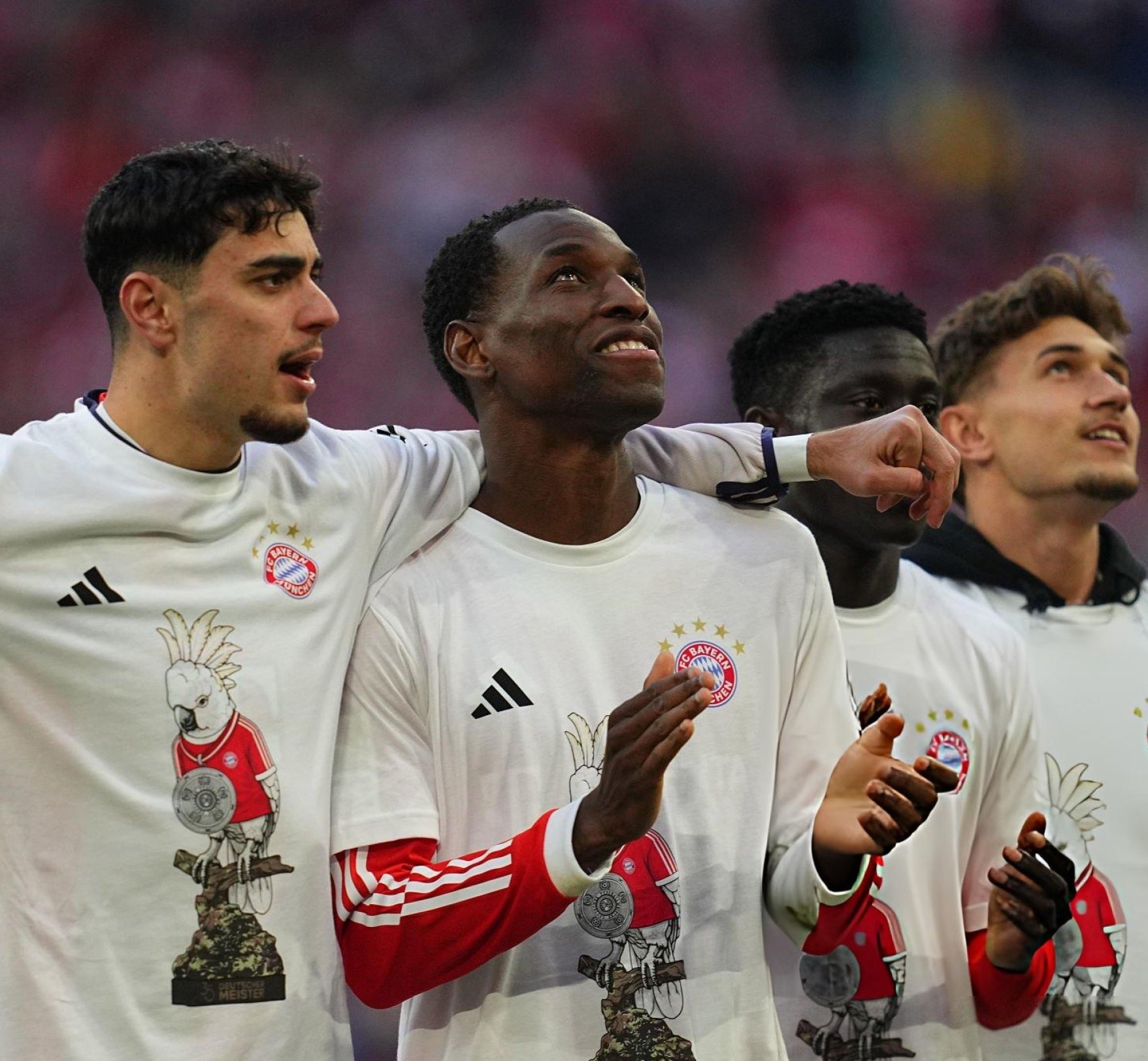 孔帕尼对杰克逊的表现非常欣赏，并不反对留住他。拜仁也对他在被召唤上场时的贡献印象