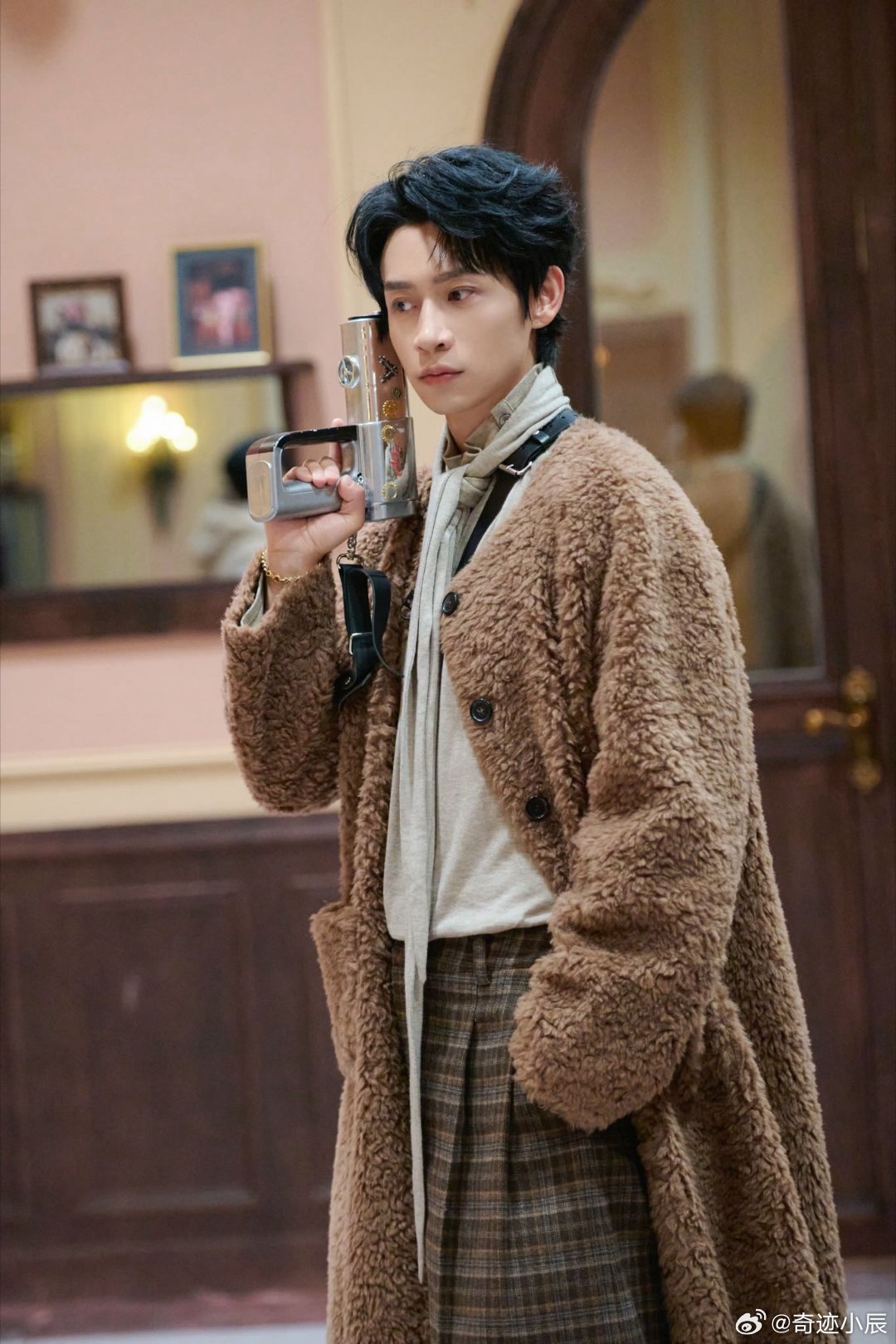 魏晨精准吐槽恋综PD大侦探惊变七日大侦探 魏晨吐槽精准踩点！恋综监控取景模糊看不