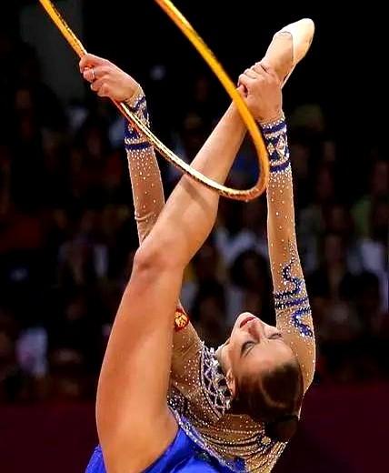 输给对手她没哭
输给受伤的自己也没哭
但因为一件安全.......
在本月的一场