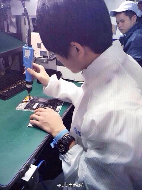 景浩幼年体 老技术人了咱孩子四字 易烊千玺 yyqx 四字弟弟易烊千玺电影蛮荒禁