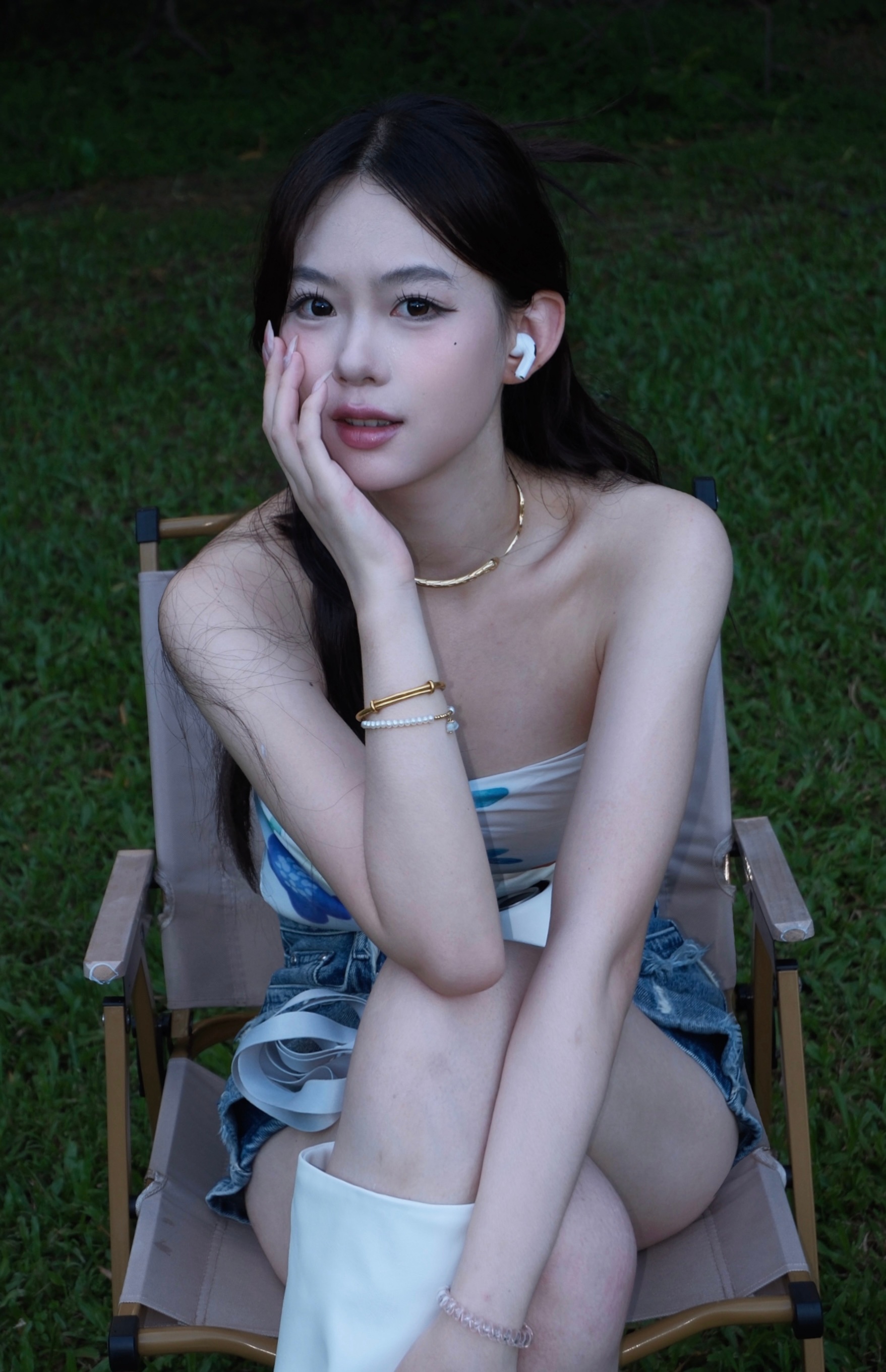 最近拍照这个表情当真是mean到没边了 