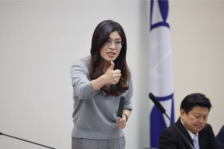 【更新】李乾龙证实国共智库交流2月2日登场　议题聚焦AI、开放陆客来台

共睽违