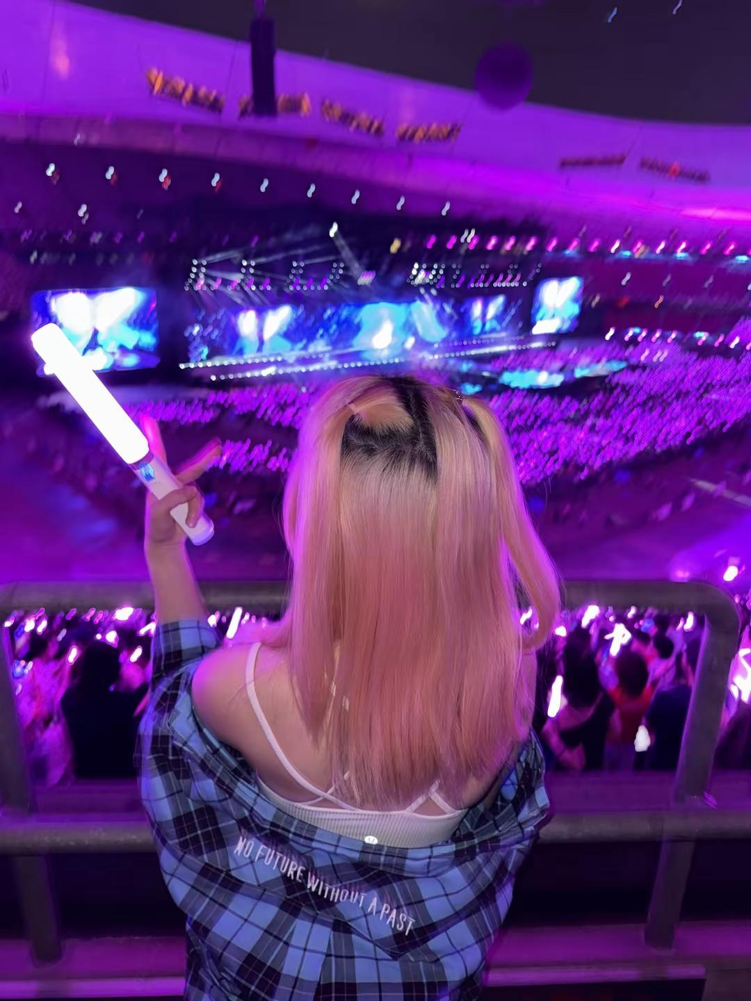 下班冲去见老公！ mdbj 430首场夯爆了！！！五月天 五月天阿信