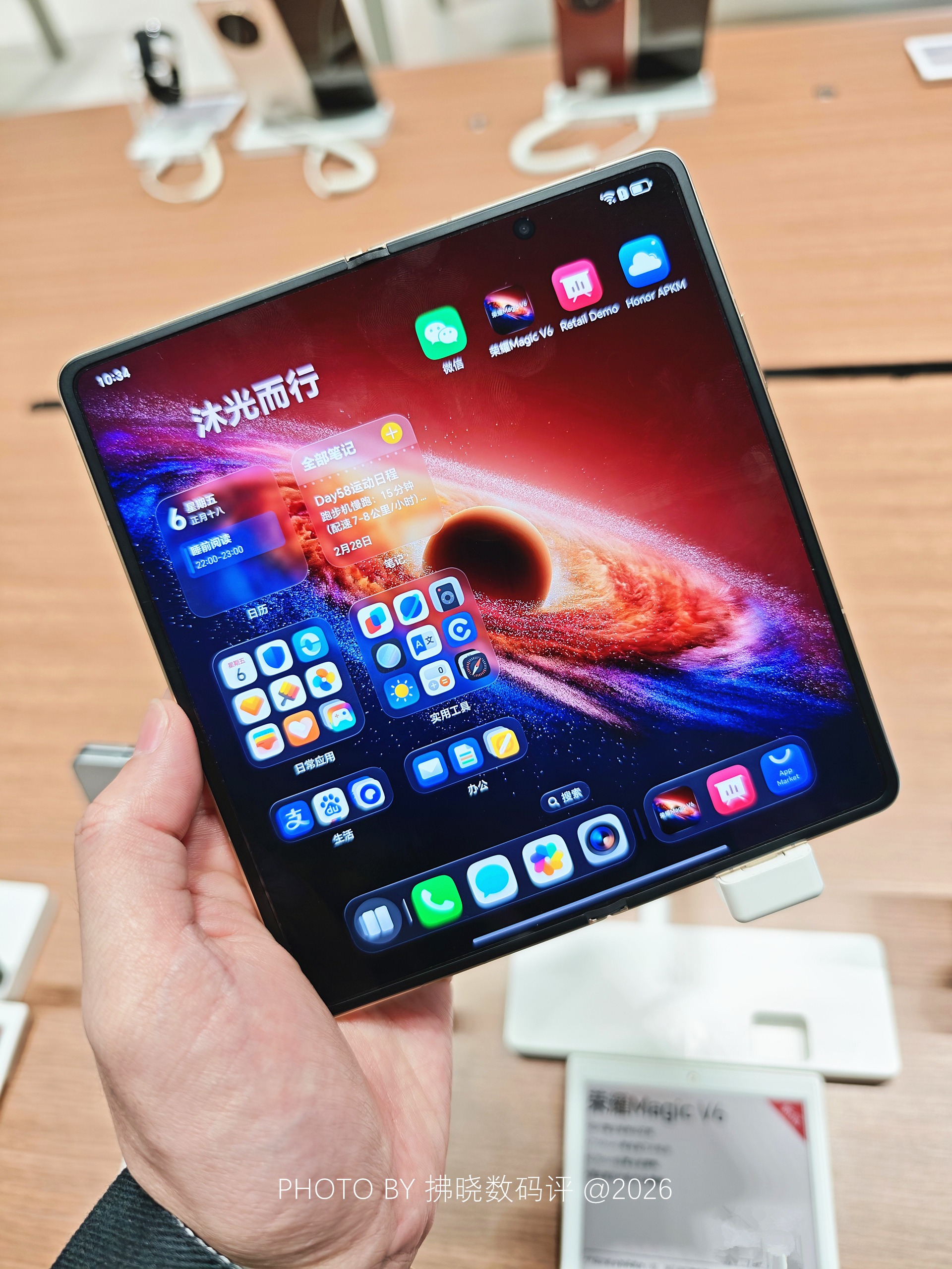 去年没换手机的人后悔了吗 ？虽说手机涨价已成必然趋势，但就数码产品而言，其永远都