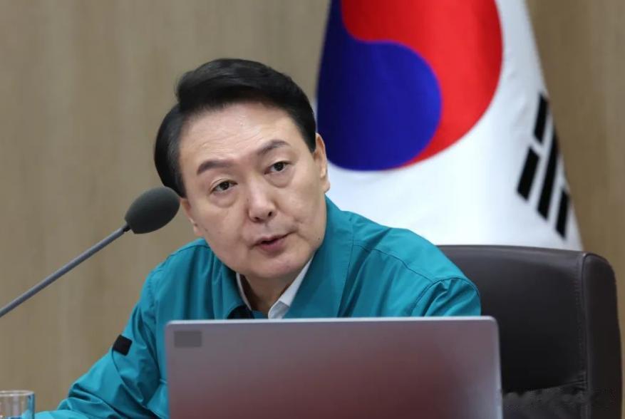 【尹锡悦出头批中国大使，中韩关系已降至冰点，胡锡进称韩国是傻帽】

近日，因为韩