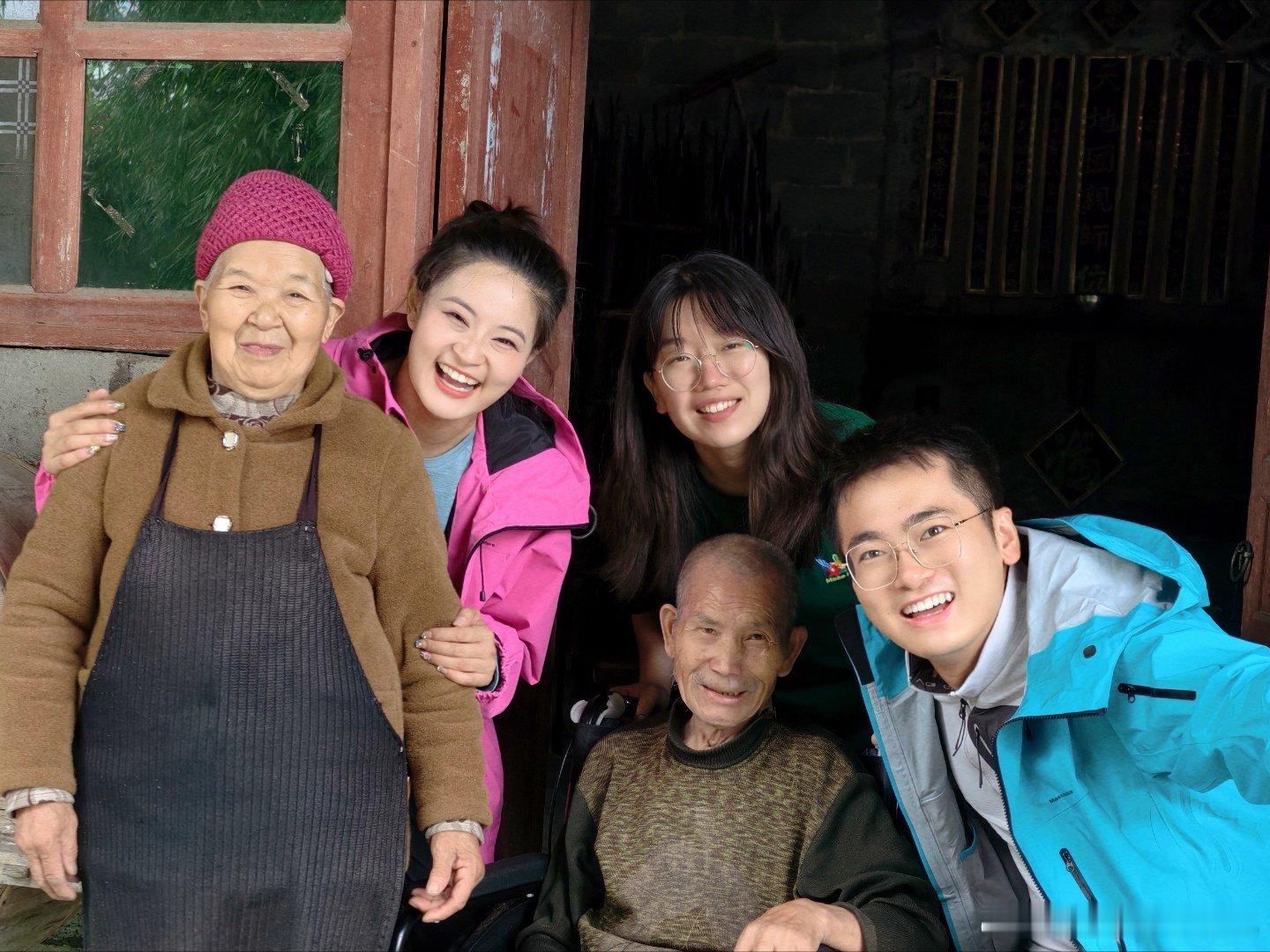 再回酉阳。回到想念的地方🌾去见想念的人。 ​​​