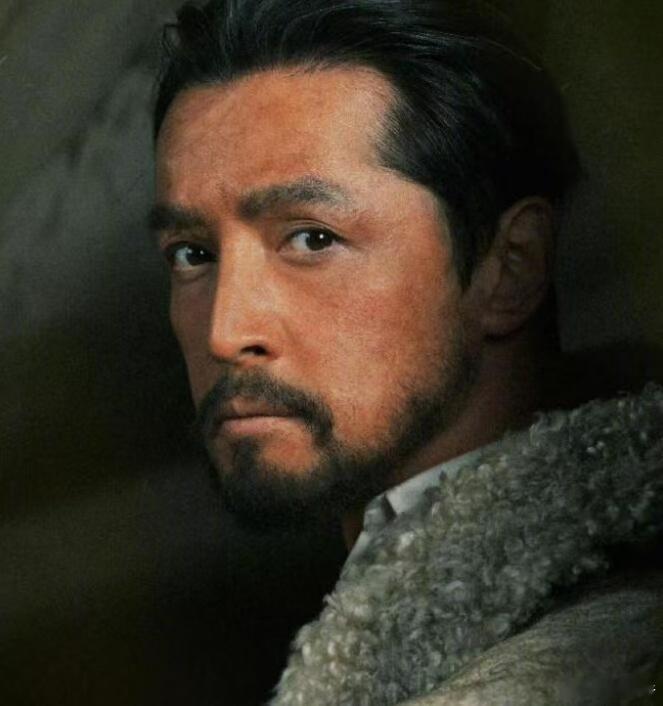 胡歌这就是你说的暗线吗 胡歌说的多杰暗线原来在这，醉酒回忆的南京女大夫竟是白菊妈