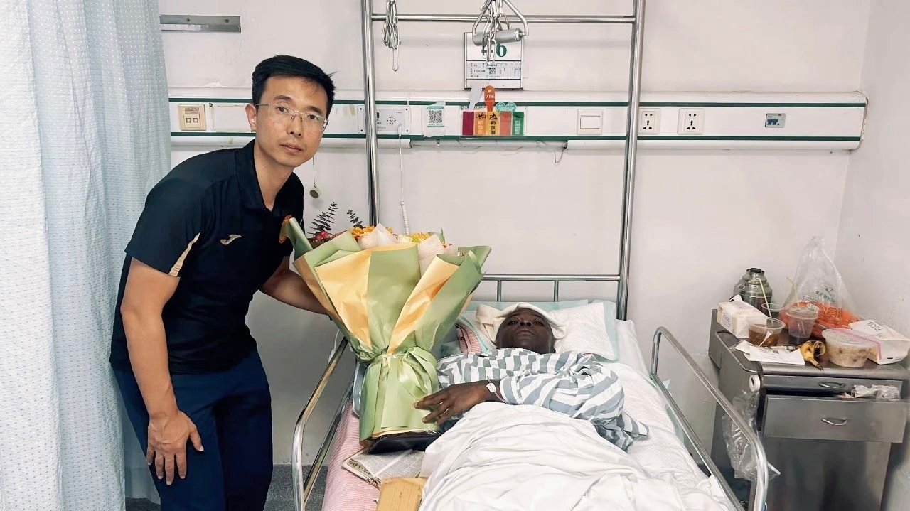 如果去医院探望没照片、视频，就要你拿出证据；拿不出来就是，你怎么知道这不是在造谣