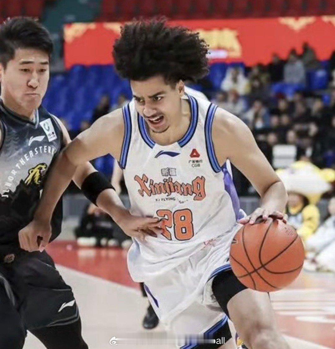 CBA在打了9轮之后开启换外援的热潮，新疆裁掉理查德森，南京同曦裁掉拉维特，江苏